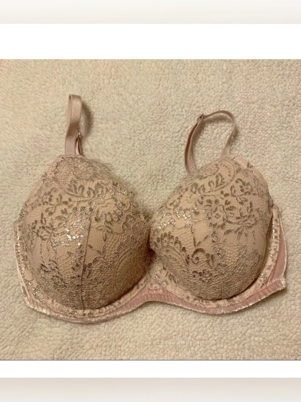 Victoria’s Secret Pink Very Sexy Lightly Lined Plunge Bra